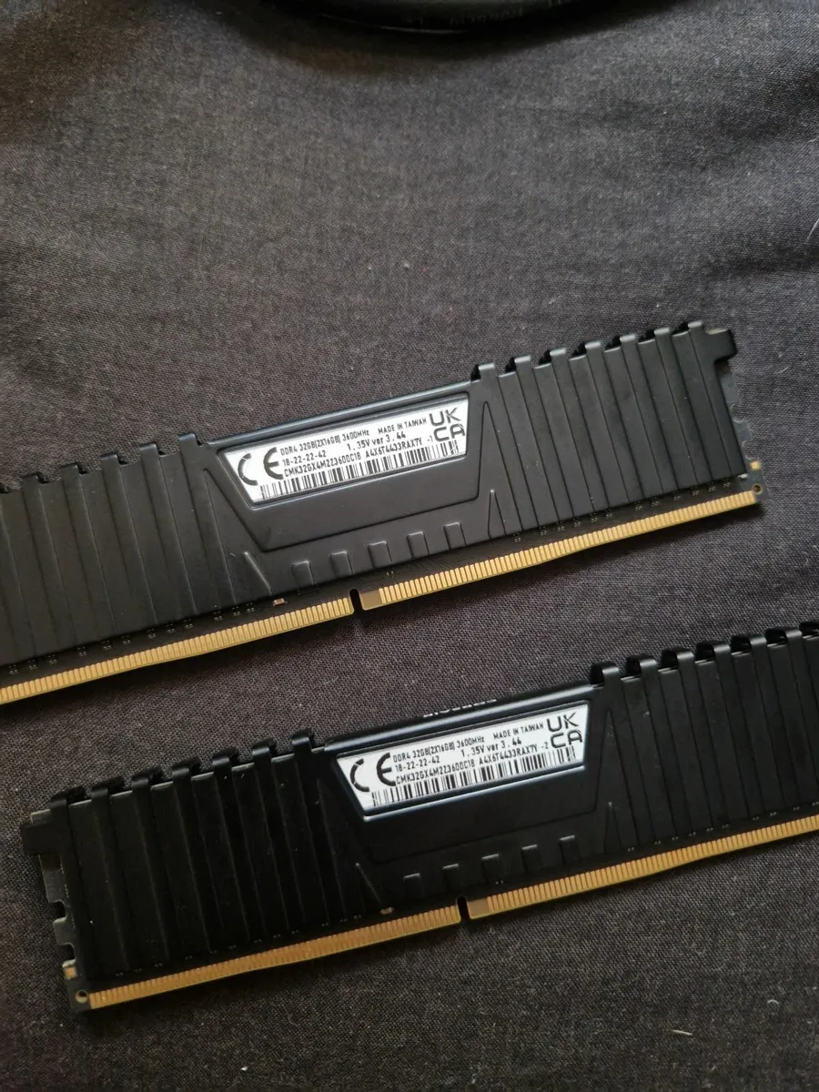 32gb Corsair DDR4 RAM (16x2) - Image 2