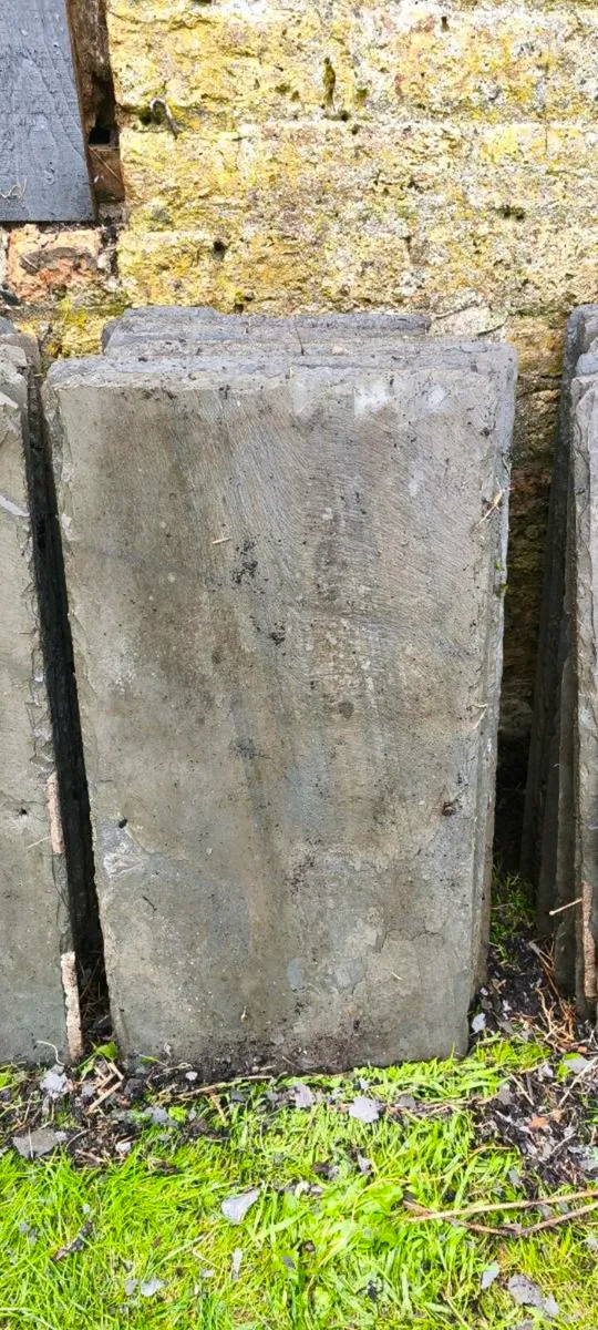 Natural Reclaimed Roof Slates – 70x40cm - Image 1
