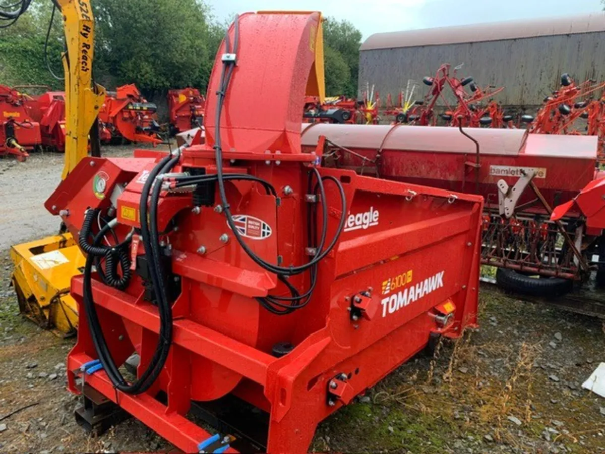 TEAGLE 6100H LOADER MOUNTED BALE SHREDDER - Image 2