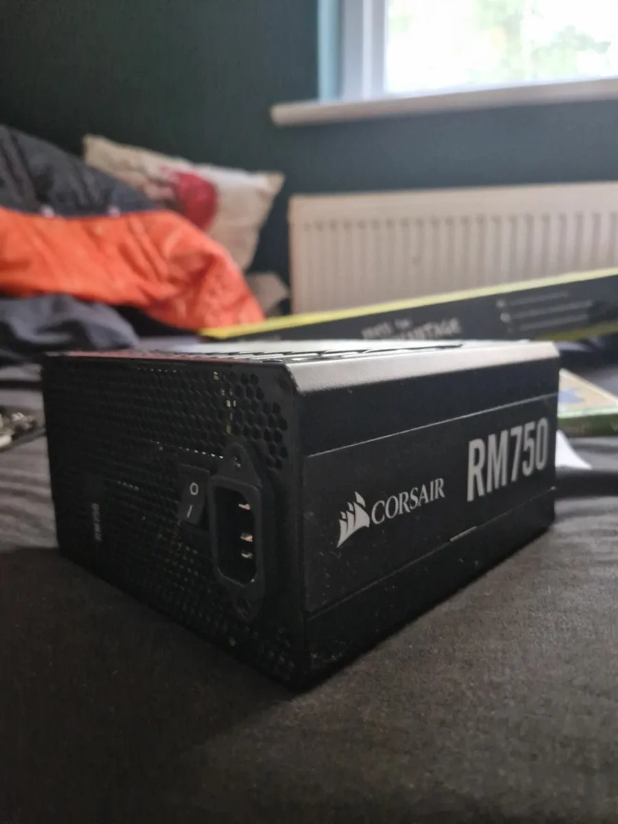PSU Corsair 750W Gold (Fully Modular) - Image 1