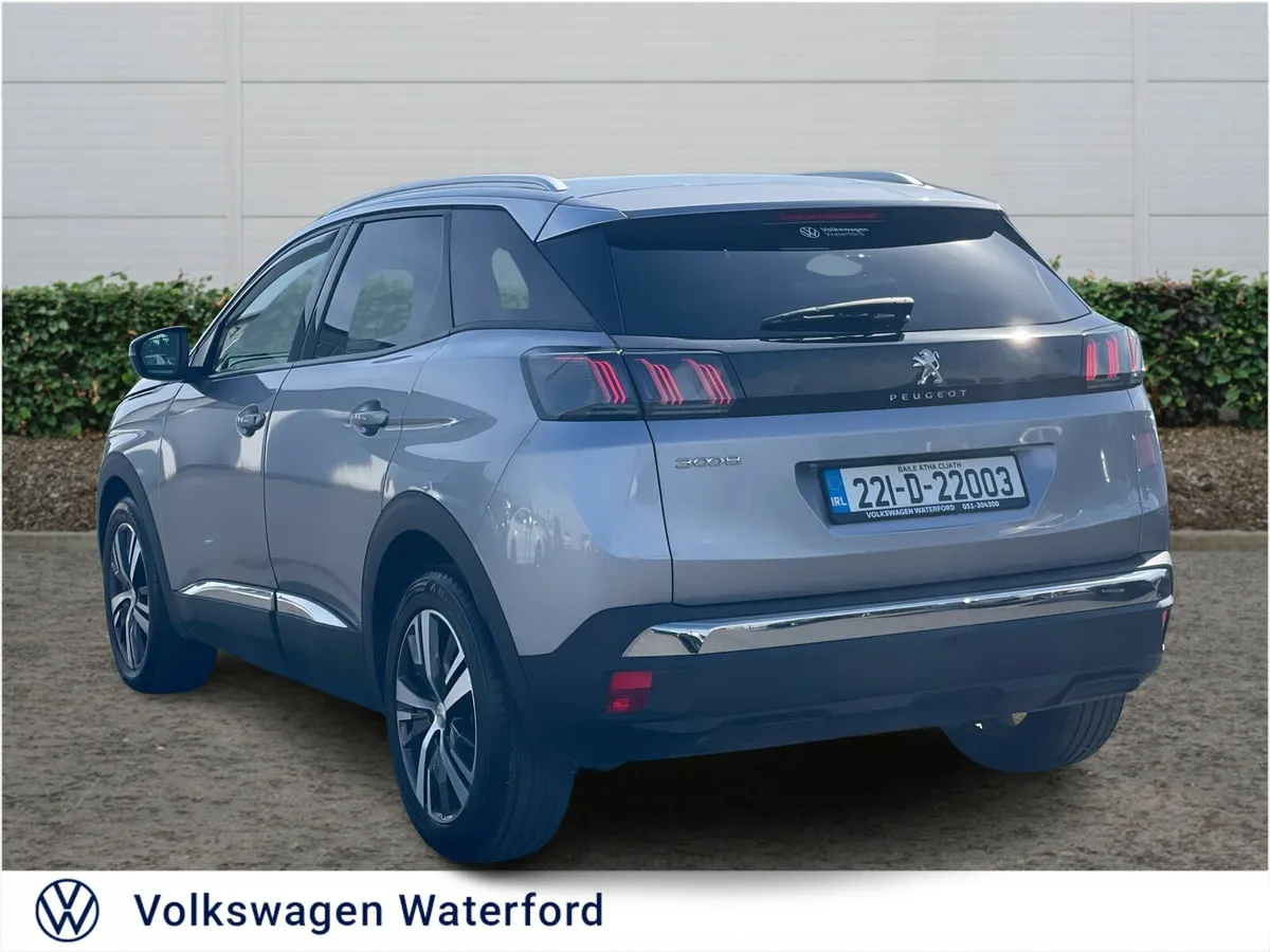 Peugeot 1.5 3008 BlueHDi 130bhp Allure Auto - Image 4