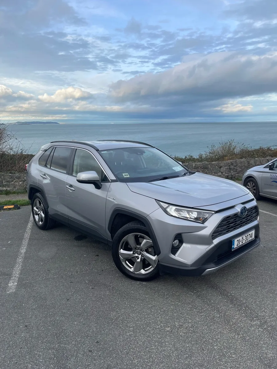 Toyota RAV4 Sol - Image 1