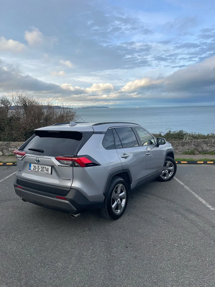 Toyota RAV4 Sol - Image 4