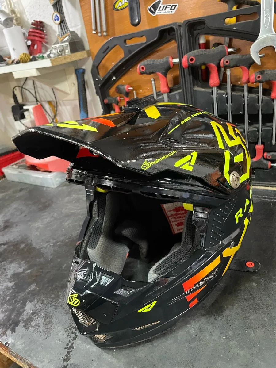 6D moto cross helmet - Image 2