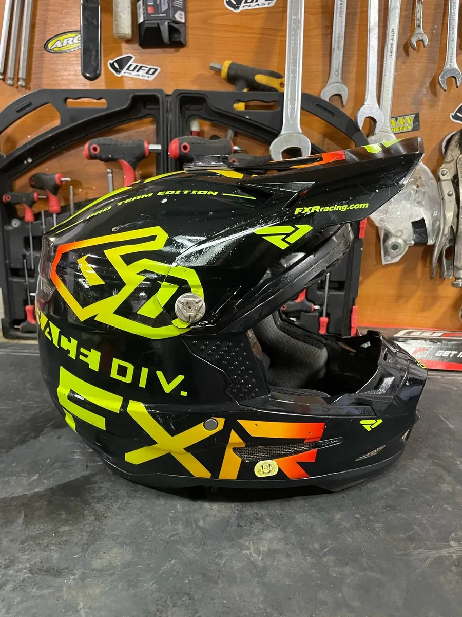 6D moto cross helmet - Image 4