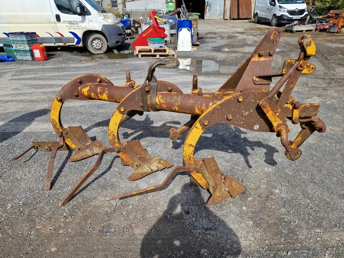 Pierce plough parts - Image 1