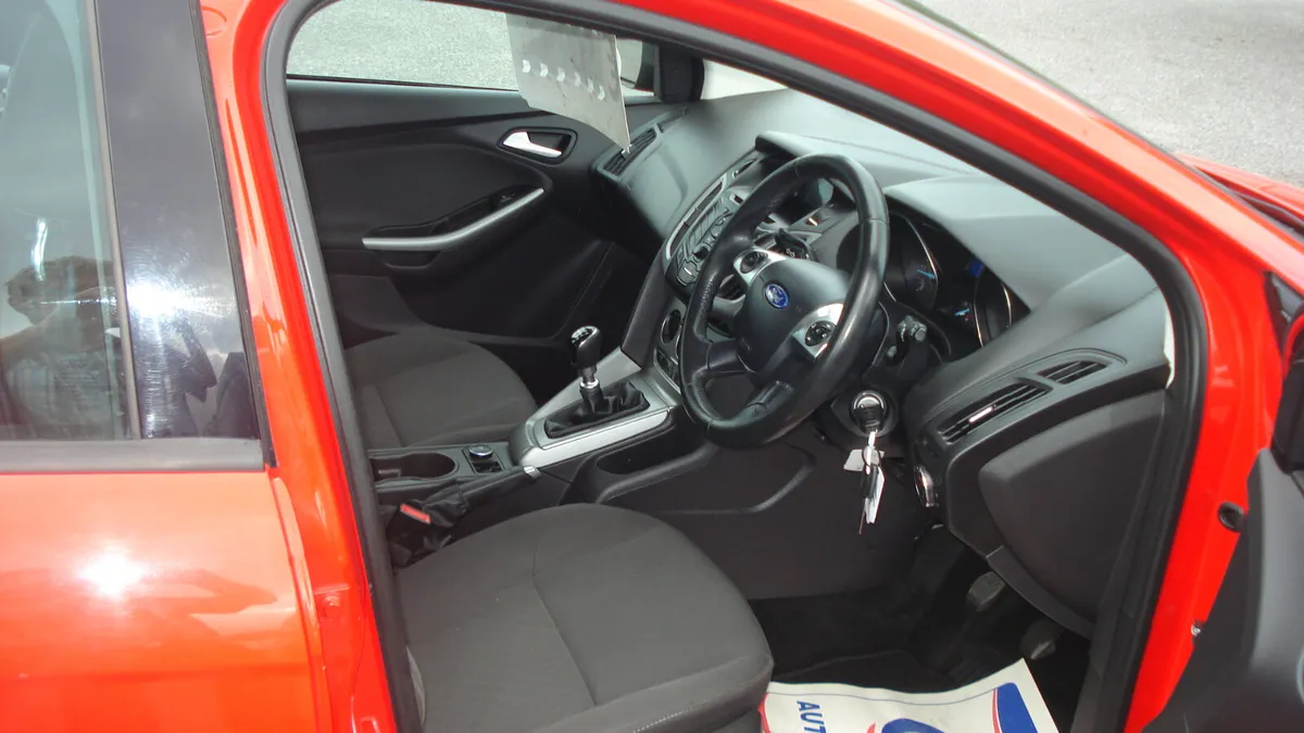 Ford Focus 2014 - Image 4