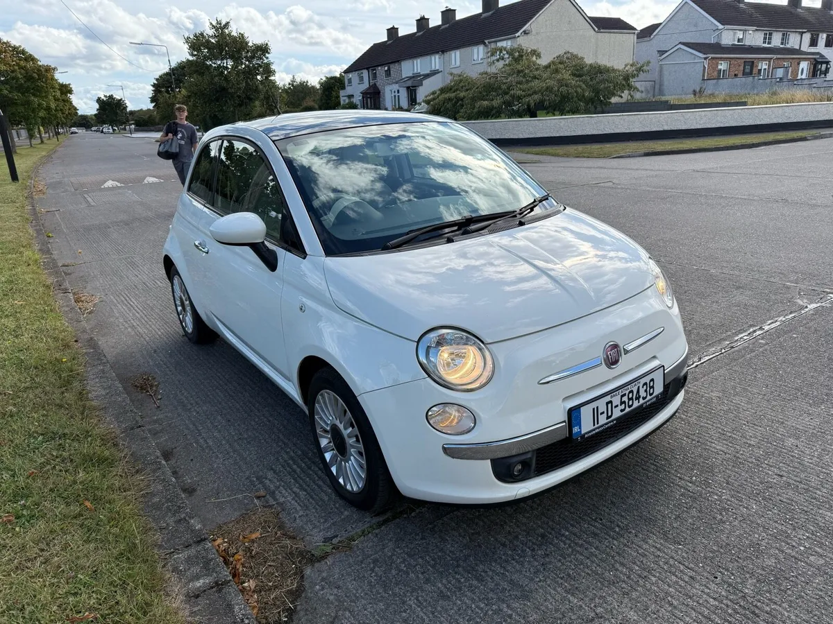 Fiat 500 1.2 Lounge **Very Low KMs!** - Image 2