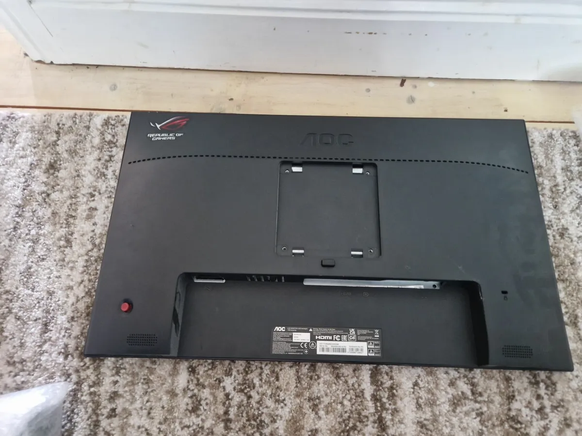 AOC Gaming Monitor - Image 2