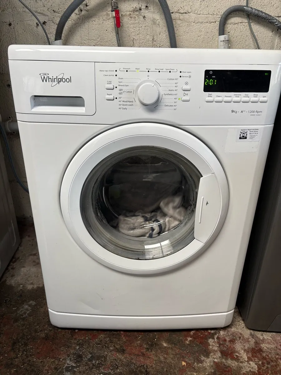 Whirlpool Washing Machine - 9kg Drum - Image 1