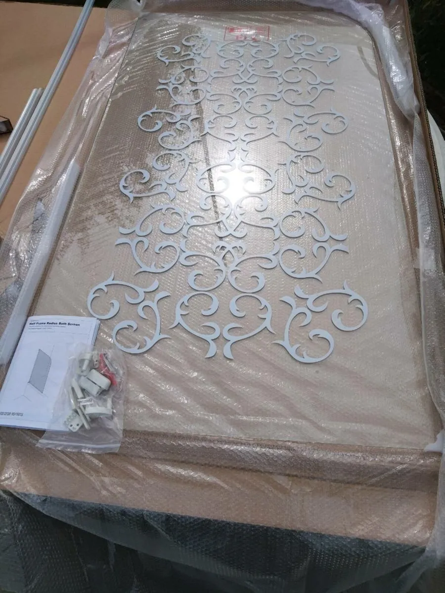 NEW SHOWER SCREEN - Image 1