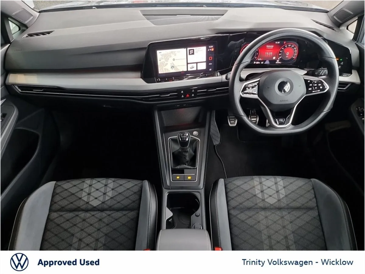 Volkswagen Golf R-line 1.5 TSI 130BHP Manual Stun - Image 2