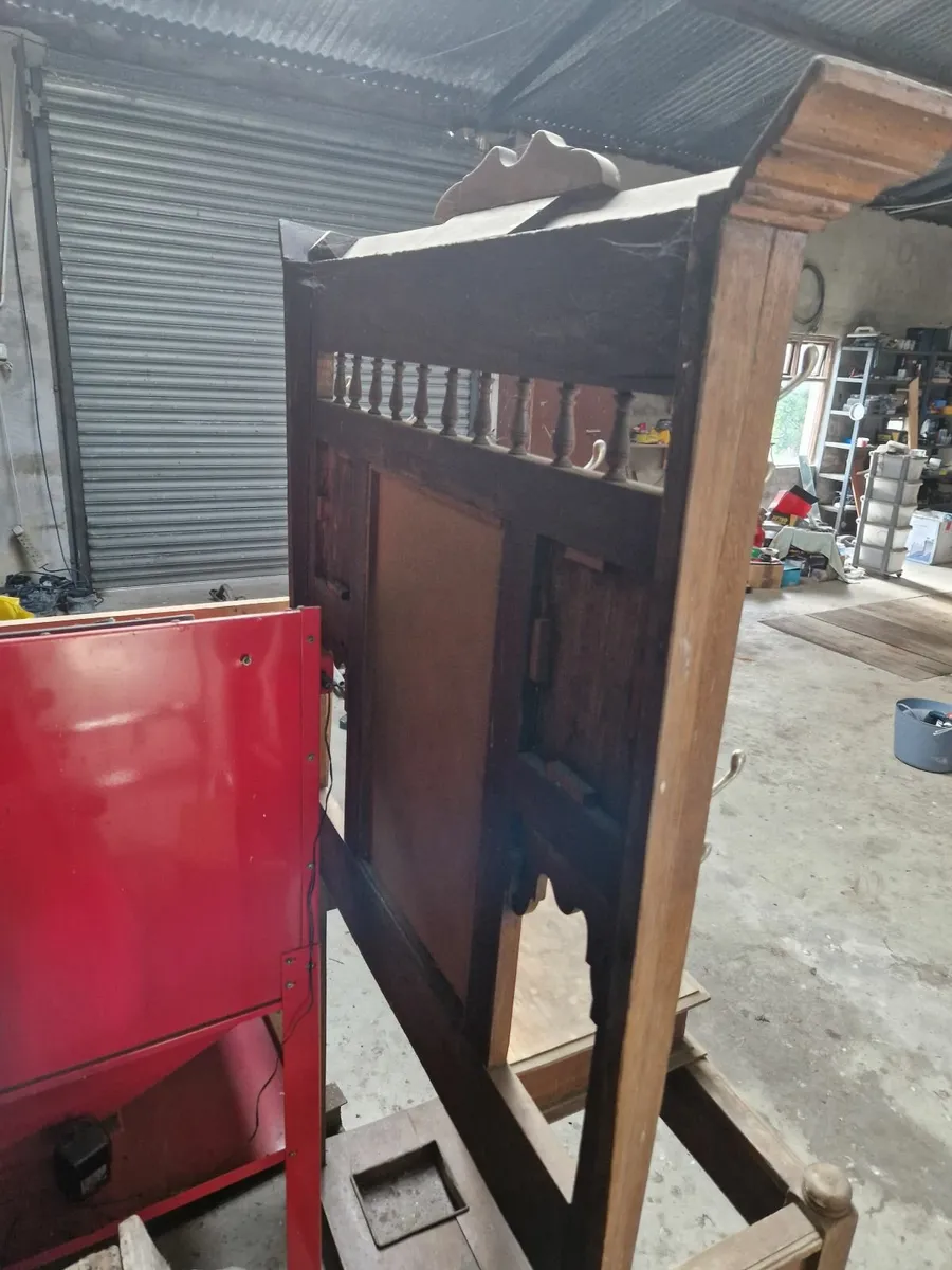 Hall dresser - Image 2