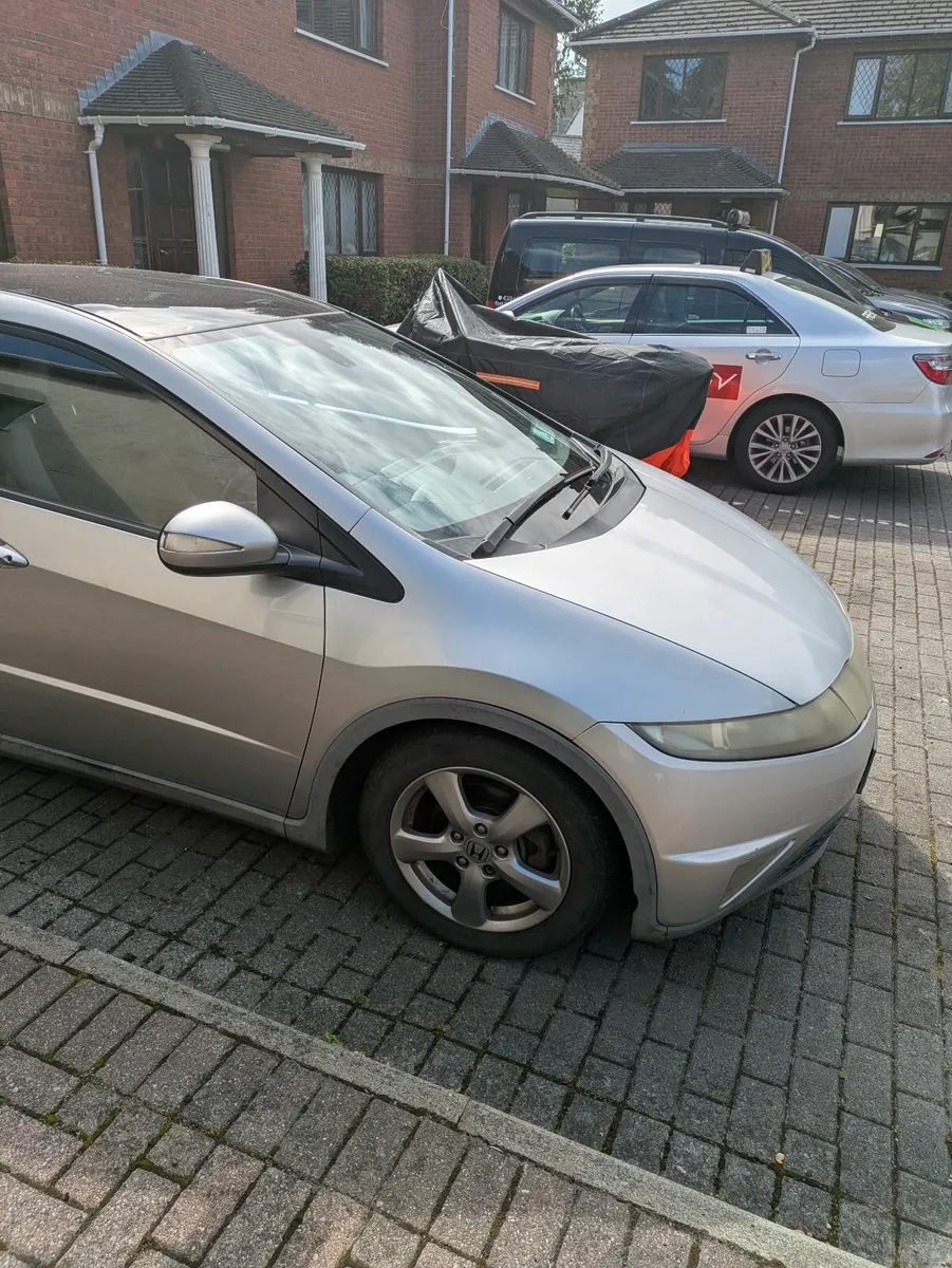 Honda Civic 2007 - Image 4
