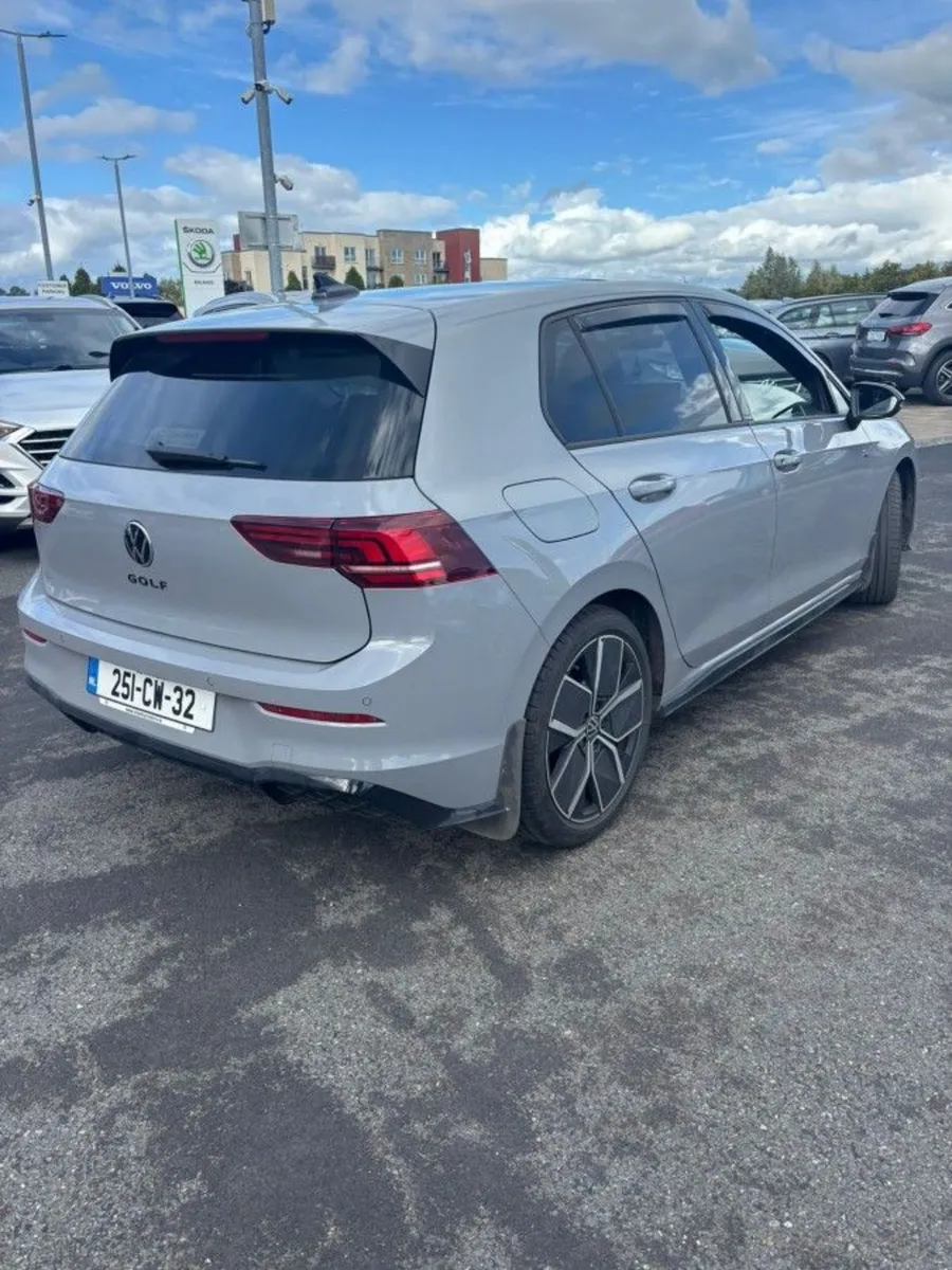 Volkswagen Golf 2.0tdi R-line 150BHP  auto   100 - Image 4