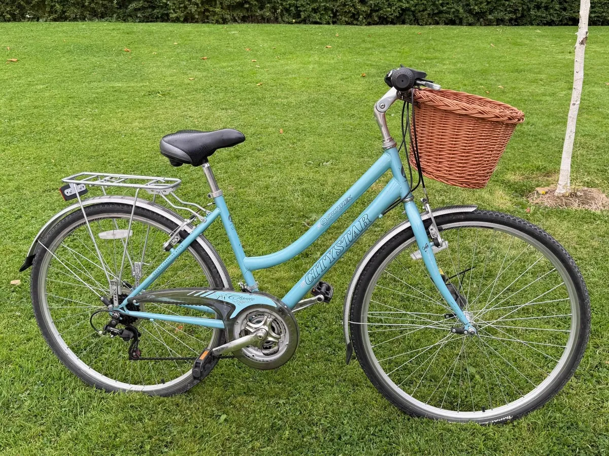 Women's City Bike with Basket - Image 1
