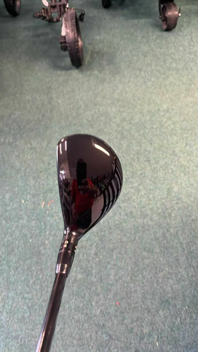 Titleist TSR2 3 (18') Project X Hzrdus 6.5 €175 - Image 4