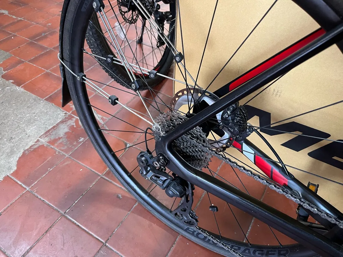 Trek Domane SL6 Di2 - Image 3
