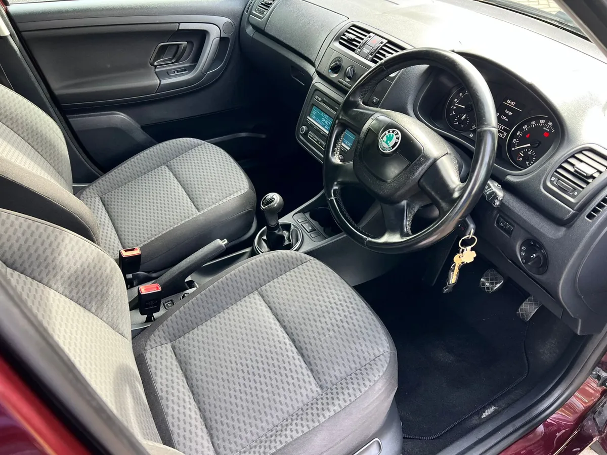Skoda Fabia 2011 1.6 TDI new nct 9/26 tax 9/25 - Image 2