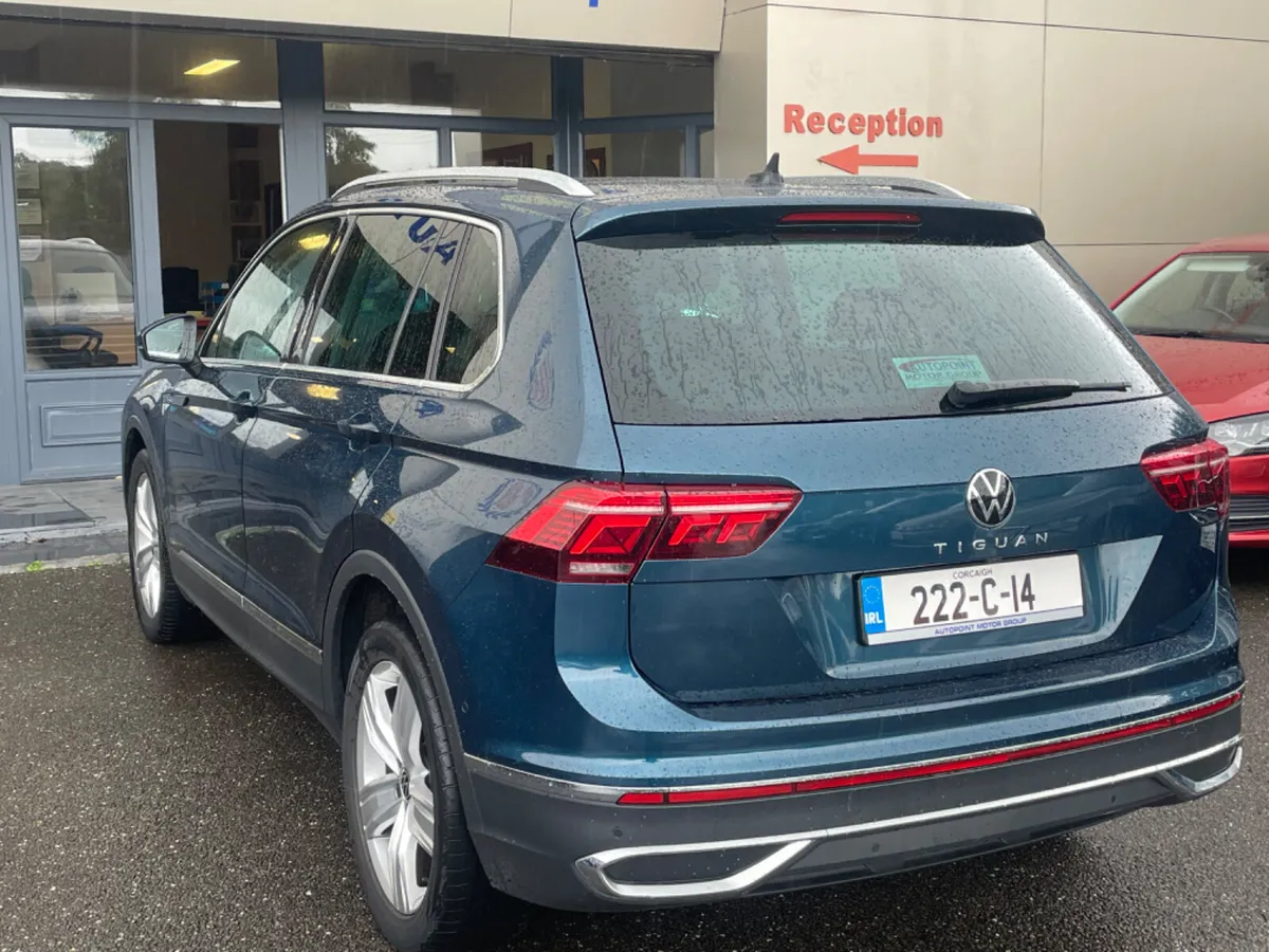 Volkswagen Tiguan 2022 - Image 2