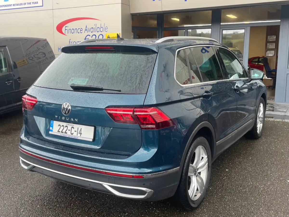 Volkswagen Tiguan 2022 - Image 3