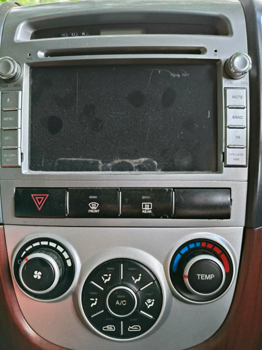 Hyundai Santa Fe - Image 3
