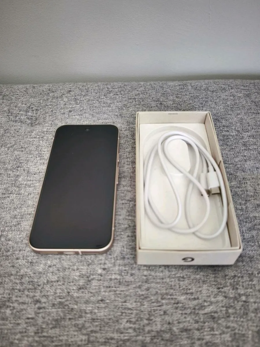 Google Pixel 9a - Image 4