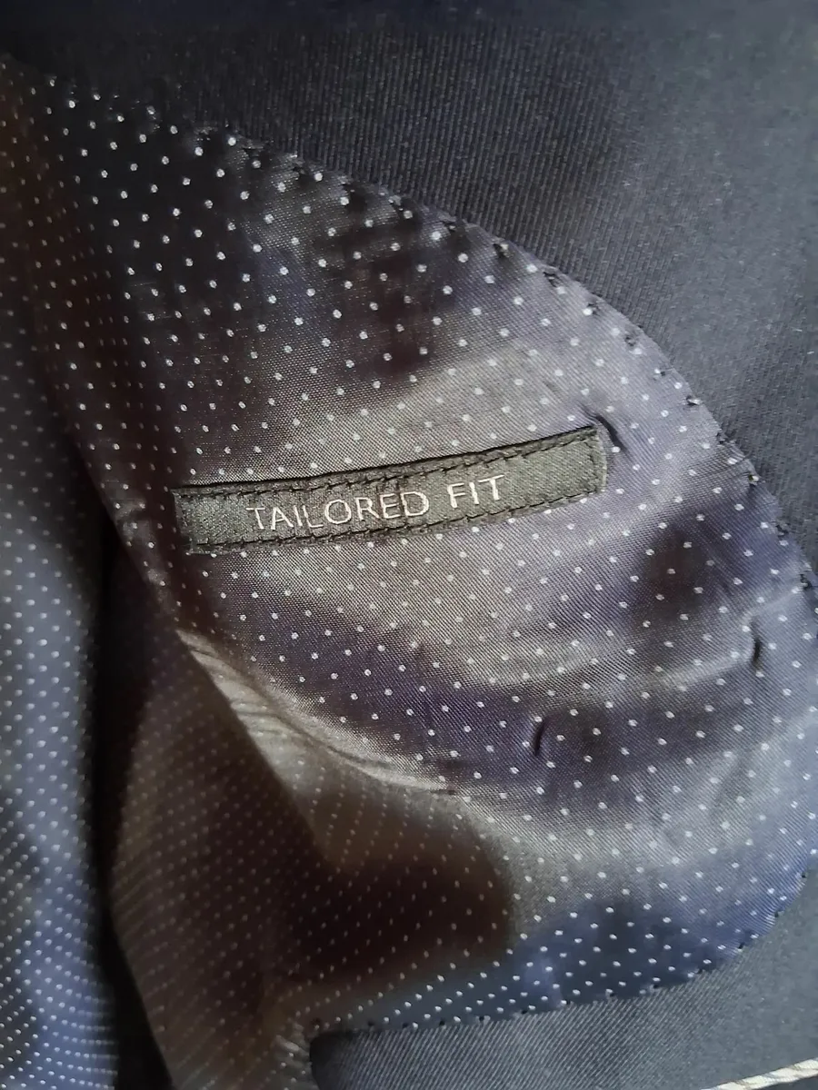 Suit - Image 2