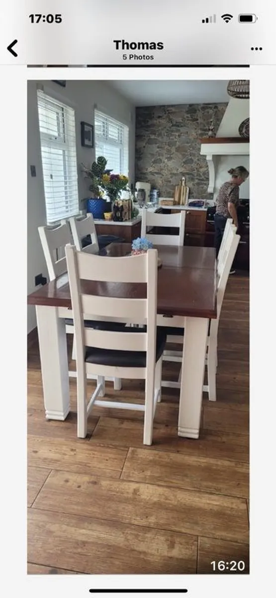 Dining table and chairs - Image 1