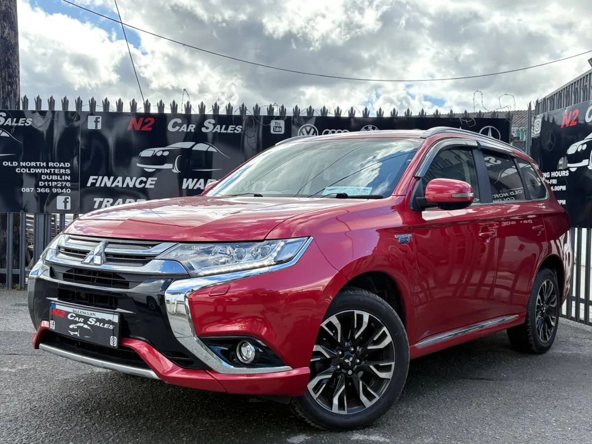 181 Outlander Plug In Hybrid, LOW MILES, FULL SPEC - Image 1