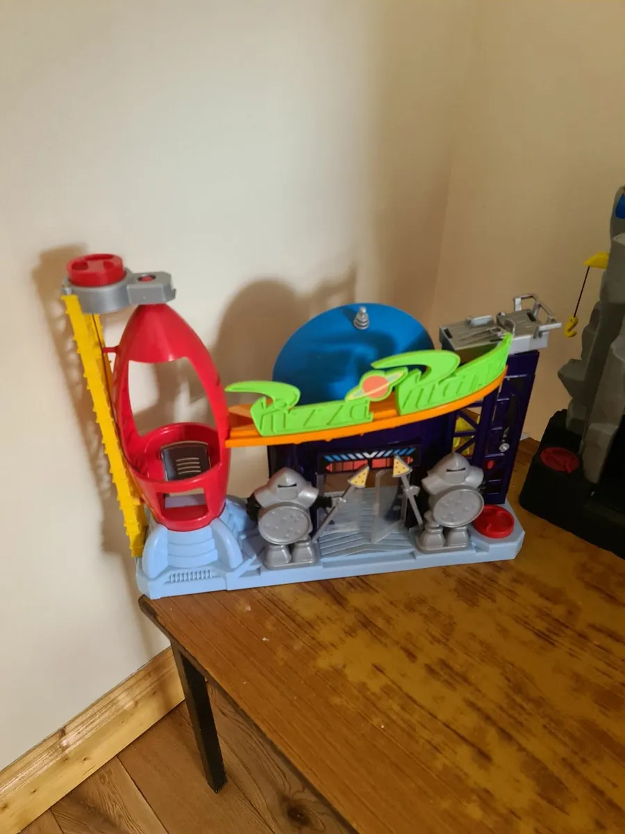 Toys and kids - Image 2