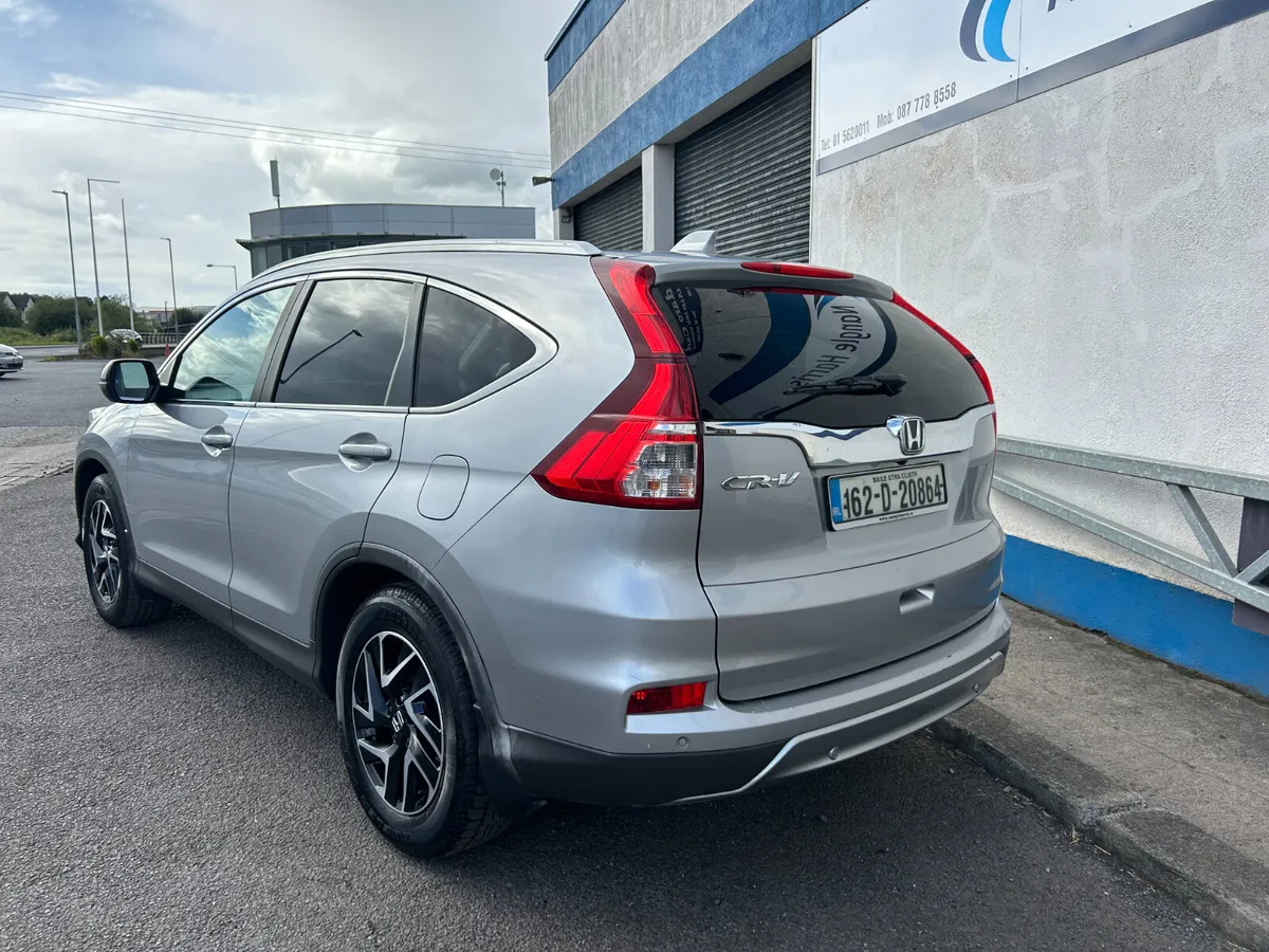 Honda CR-V LOW KMS. - Image 3