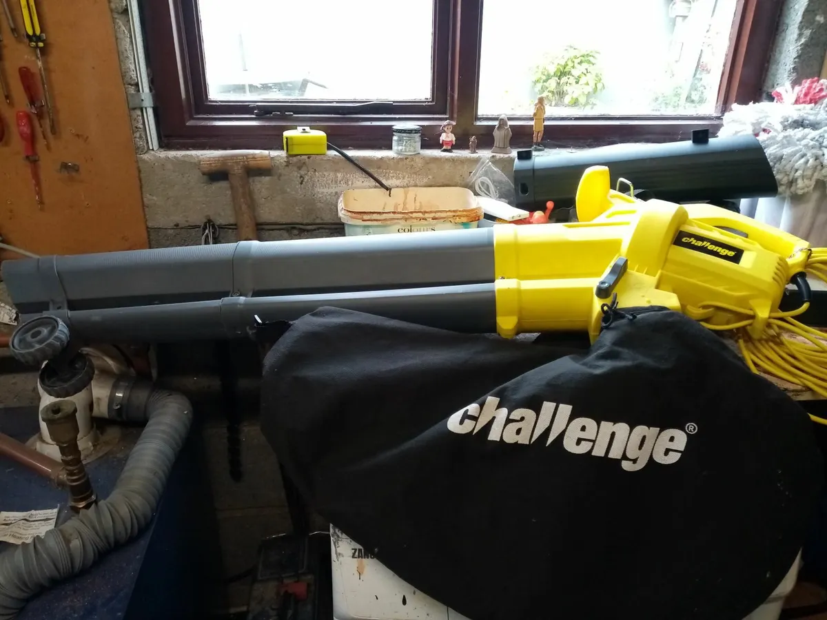 Leaf blower vacuum - Image 2