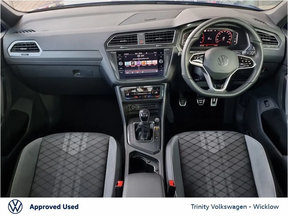 Volkswagen Tiguan R-line Panoramic Sunroof 2.0 TD - Image 2