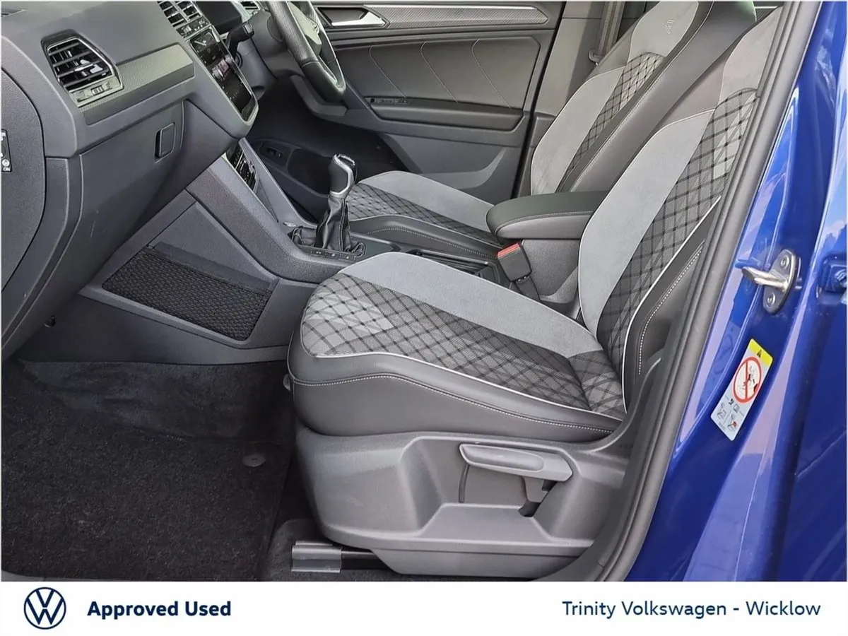 Volkswagen Tiguan R-line Panoramic Sunroof 2.0 TD - Image 4