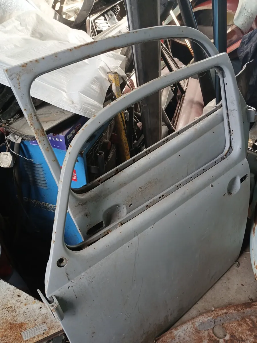 Vw beetle priced to sell - Image 4