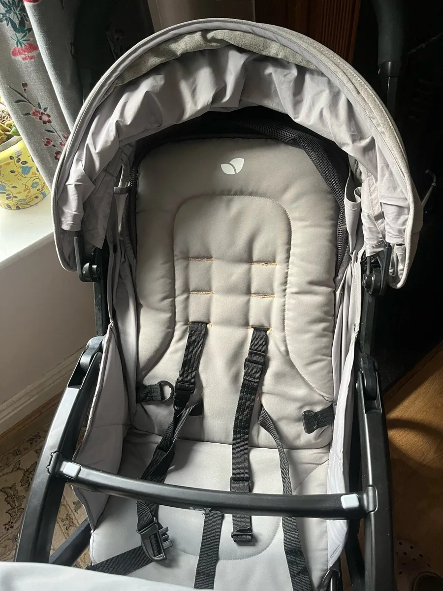Joie double stroller / buggy - Image 4