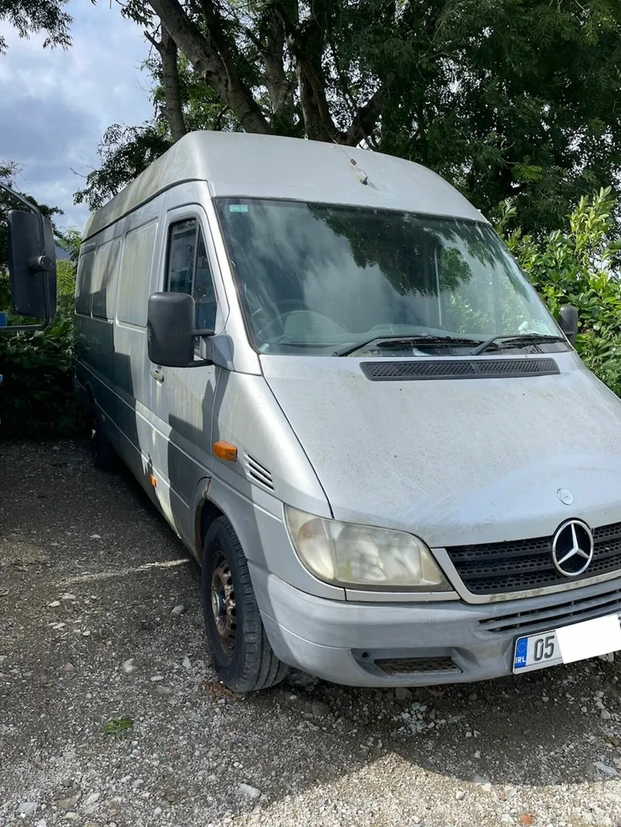 Mercedes-Benz Sprinter 2005 - Image 1