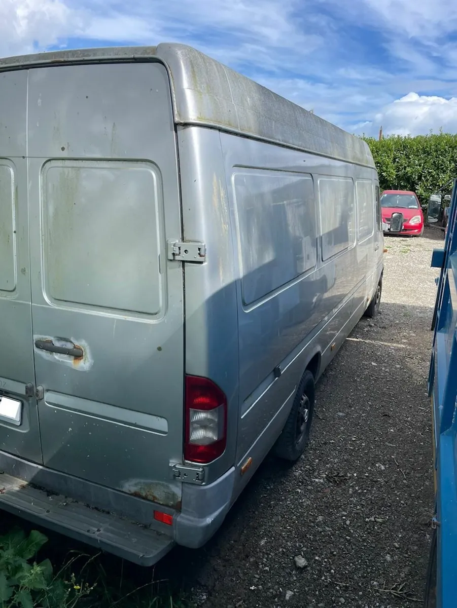 Mercedes-Benz Sprinter 2005 - Image 3