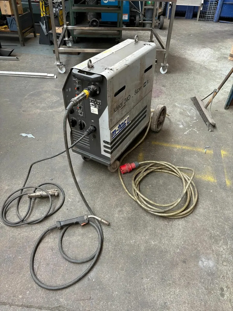 Mig Welder - Image 1