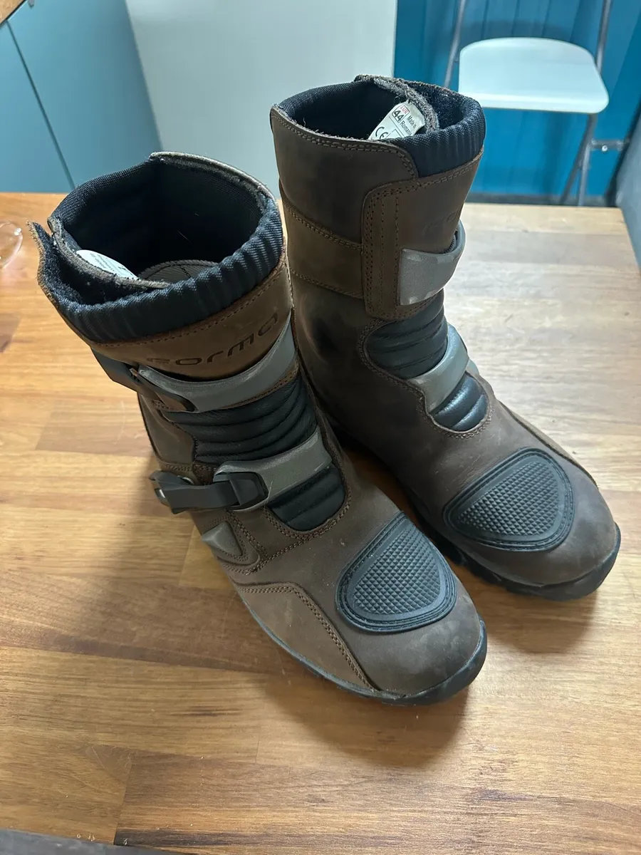 Forma Adventure Low Motorcycle Boot 44 - Image 1