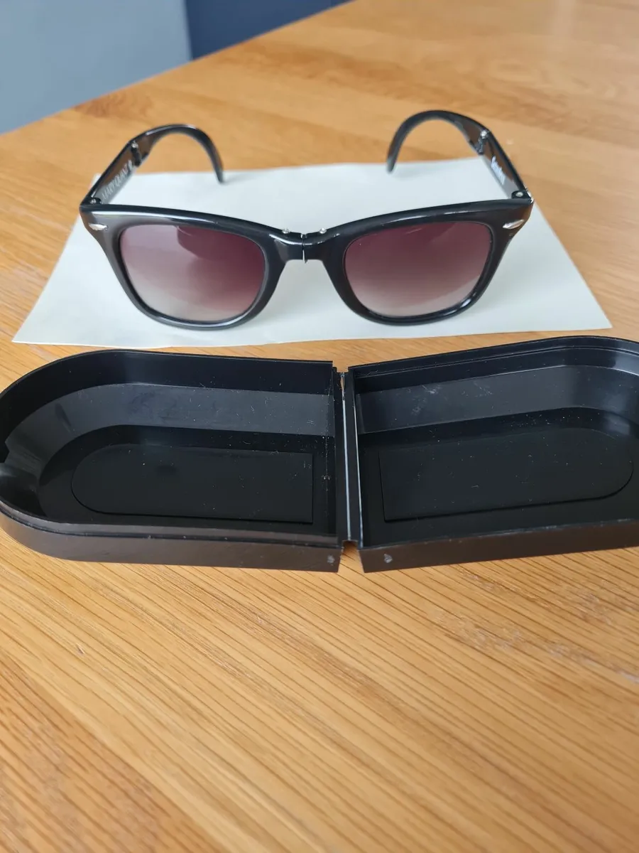 Vintage sunglasses - Image 2