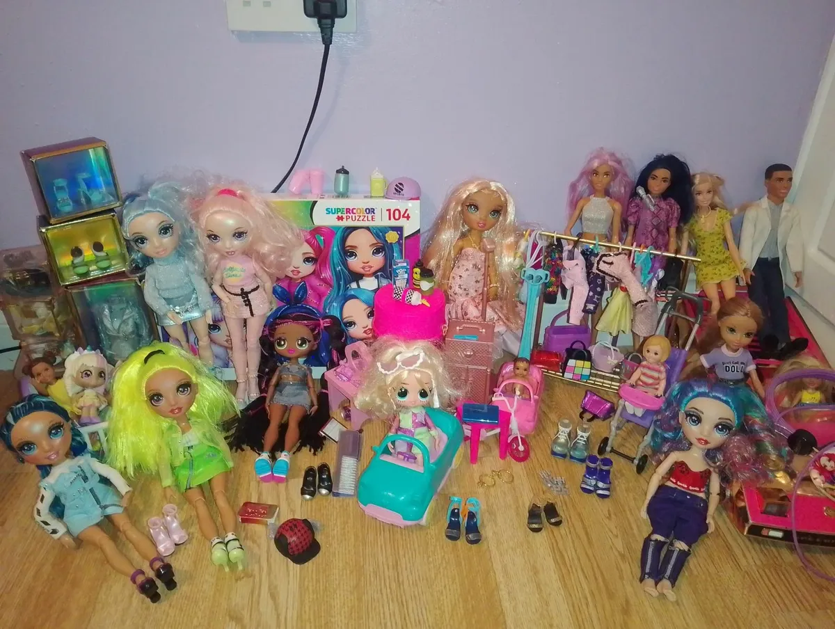 Doll bundle - Image 1