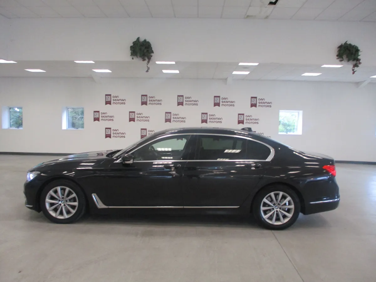 BMW 7-Series LWB T/DSL EXTRAS 2016 - Image 1