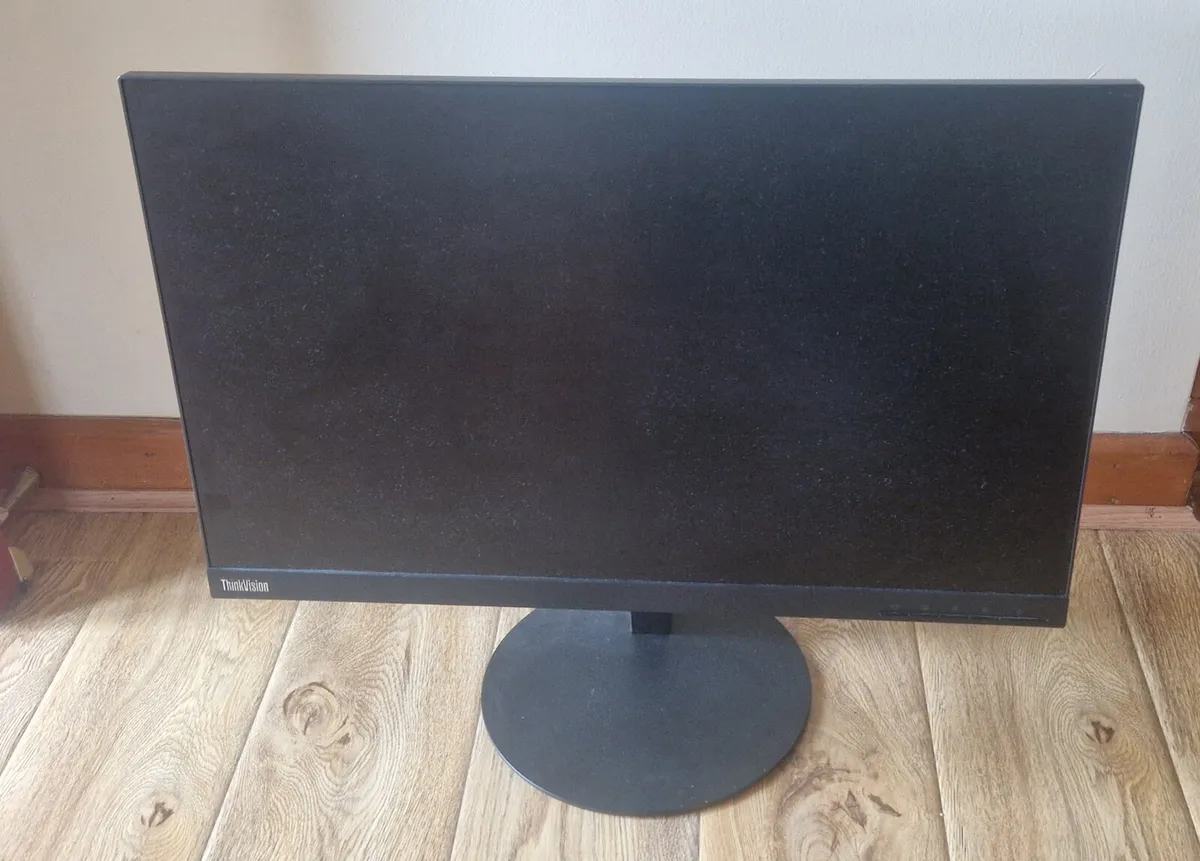 Lenovo 24" Monitor - Image 1