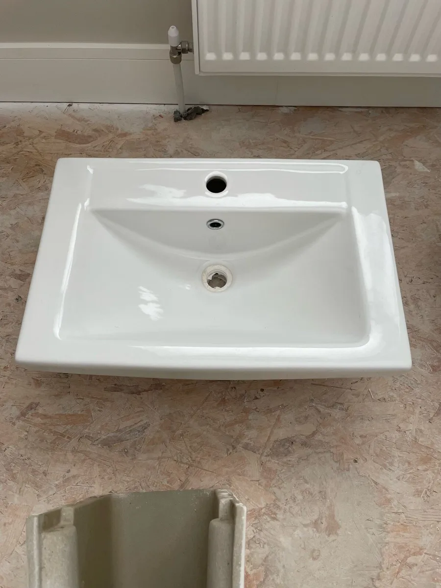 600mm + 500mm Bathroom Sinks - Image 2