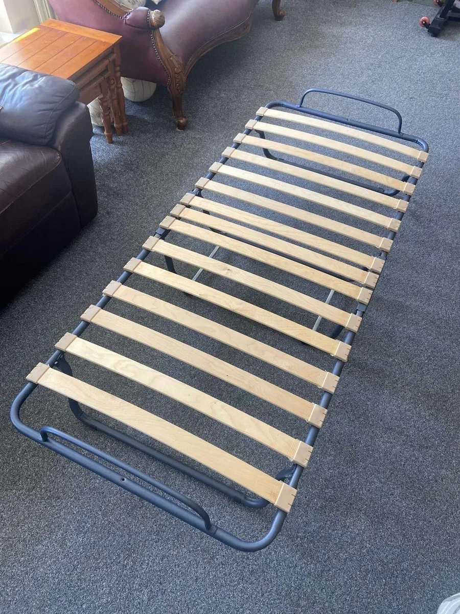 Guest single bed - Image 1