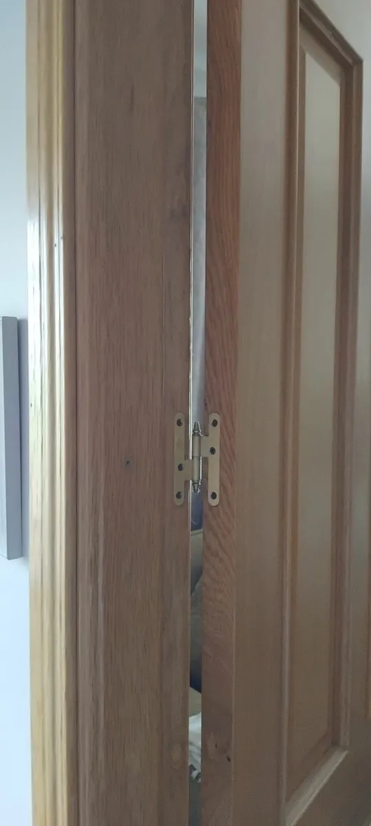Internal oak laminate doors - Image 2