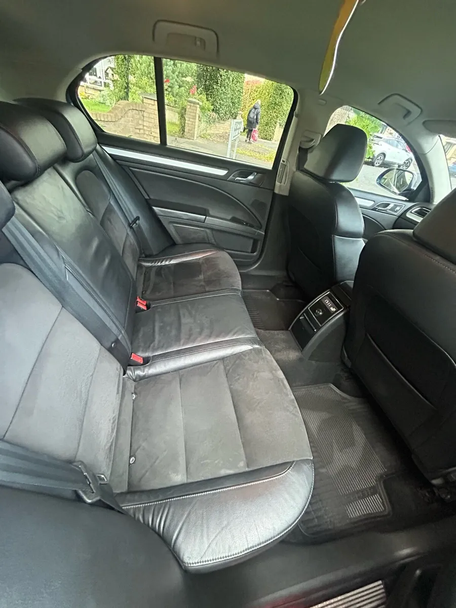 Skoda Superb 2.0 Diesel - Image 4