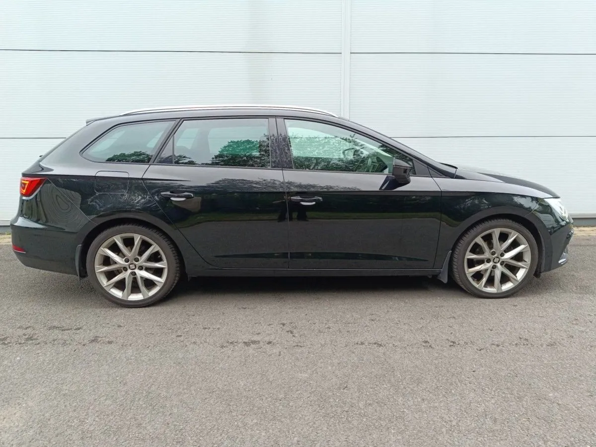 SEAT Leon ST 2.0tdi 150HP DSG FR 5DR - Image 2